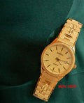 Watch Gold Plated 2021 new lovers' Watch Gold Plated watch no fading calendar watch quartz watch retro carved Korean gold men's Watch