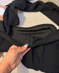 A Black One-Shoulder Halter-Neck Dress with a Bow, Pleated and Fitted Short Dress, Perfect for Everyday Outings and Attracting Attention, a Sexy Little Black Dress for Dates