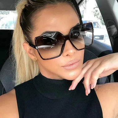 Fashion Women Oversized Sunglasses Gradient Brand Designer Eyewear Female Sun Glasses UV400 ﻿