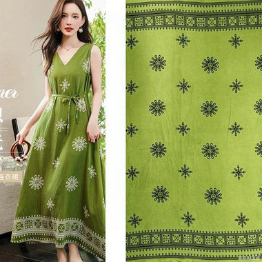 Pajamas Floral Fabric For Dress Floral Printing Rayon Fabric By The Meter for Clothing Dress Skirt Pants Shirt Pajamas DIY Sewing Cloth Breathable Soft Green