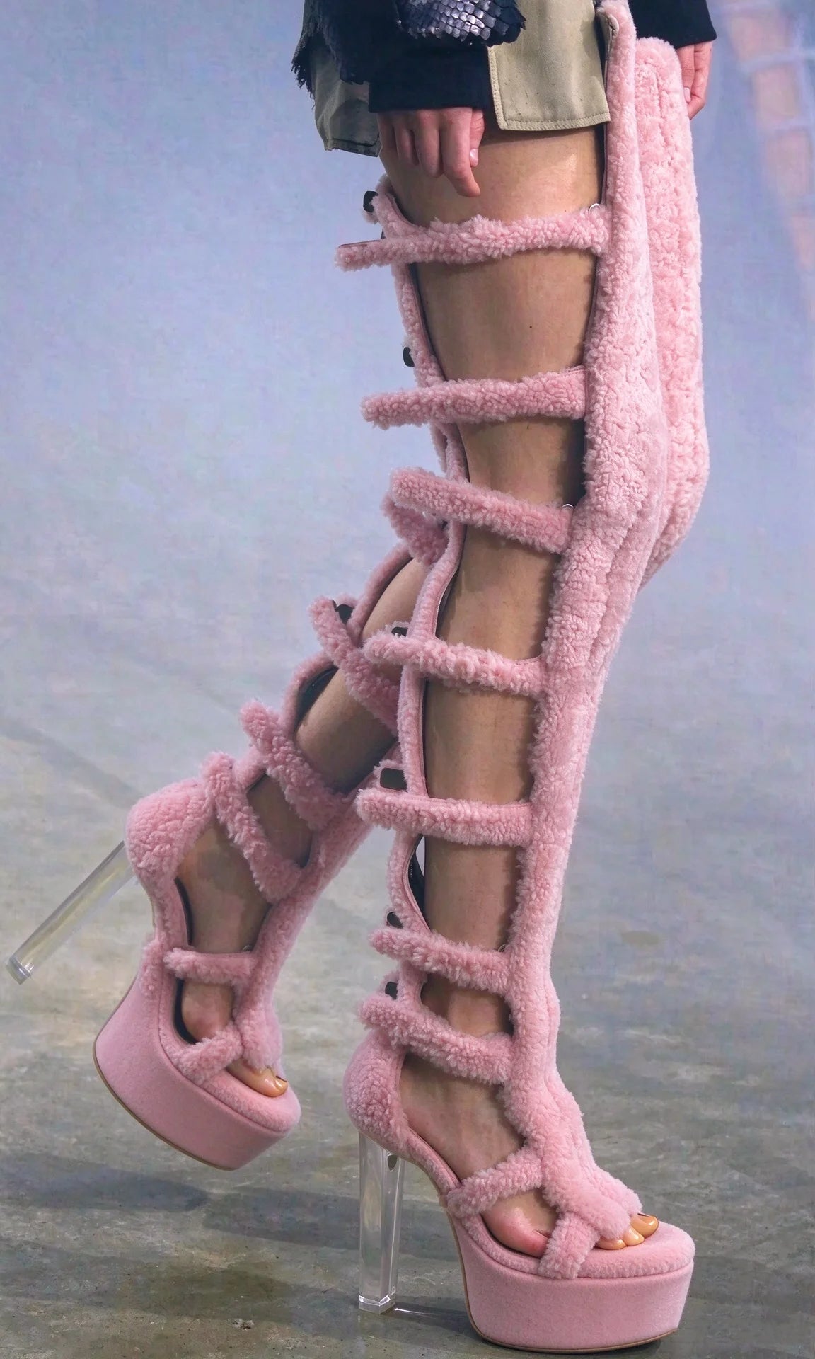 2026 New Fuzzy Flock Gladiator Thigh High Sandals Hollow Out Cut Out Stiletto Super Platform Heels Women Runway Show Party Shoes