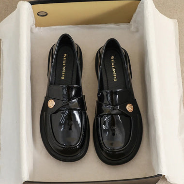 Women Loafers Shoes Women Thick Sole Loafers 2023 New Gold Coin Decor Soft Sole Leather Shoes British Style Casual Daily Footwear Comfortable