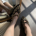 2027 New Pointed Toe Women Slippers Rivets Studded Summer Gladiator Sandals Flat Beach Shoes Woman Outside Slides Fashion Mules