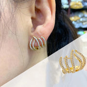New In Crystal Five Claws Stud Earrings for Women Sweet Curved Luxury Full Rhinestone Small Wedding Ear Jewelry Pendientes