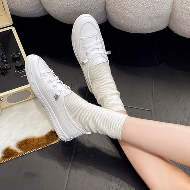 Spring and Summer Fashion New Mesh Breathable Round Toe Shallow Mouth Casual and Comfortable Flat Walking Shoes Sneakers