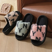 Brand Design Letter Print Plush Slippers for Women Thick Sole Comfortable House Shoes Woman Fashion Platform Fluffy Fur Slippers