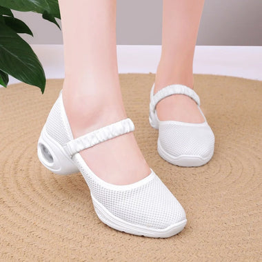 Women’s Lightweight Breathable Mesh Wedge Sneakers | Summer Walking Casual Outdoor Sports Shoes for Mom 2026