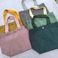 Fashionable Women's Handbag - Polyester Lining, Washable by Hand - Perfect for Shopping and Everyday Use, Multi-Colored Lunch Bag, Lunch Box Bag (Non-Food Contact)