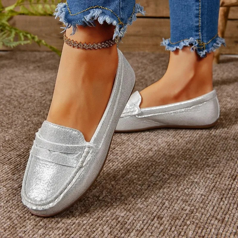 2025 New Women Shoes Flats Leather Moccasins Sneakers Woman Casual Shoes Slip-on Loafers Female Boat Shoes Big Size 44