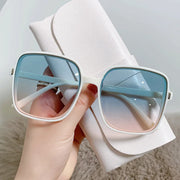 Vintage Oversized Square Sunglasses 2025 Women Fashion Gradient Outdoor Shades Retro Female Luxury Brand Design Eyewear