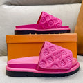 Summer New Luxury Designer Women's Thick Sole Slippers Outdoor Fashion Beach Sandals Embossed Printing Home Women's Shoes