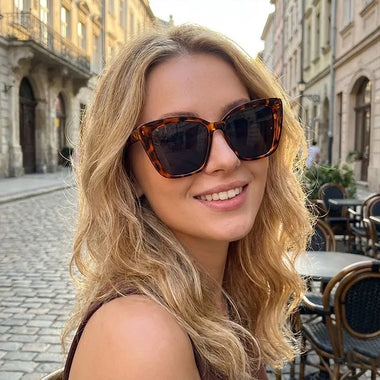 Oversized Cat Eye Vintage Sunglasses Women Brand Designer Fashion Glasses Female Retro Mirror Outdoors Shades Oculos De Sol ﻿