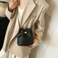 Fashion PU Leather Simple Bucket Bag Versatile Mini Shoulder Bag Solid Color Large Capacity Crossbody Bag Commuting Tote Bag