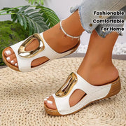 Designer New Summer Women Fashion Slip on Slippers Beach Slippers Solid Color Round Head Wedges Casual Shoes Slides Women