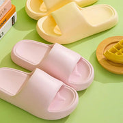 Unisex Bathroom Slippers Cloud Cushion Slides Summer Flat Sandals Thick Platform Shoes Man Indoor Non-Slip Couple Flip Flops