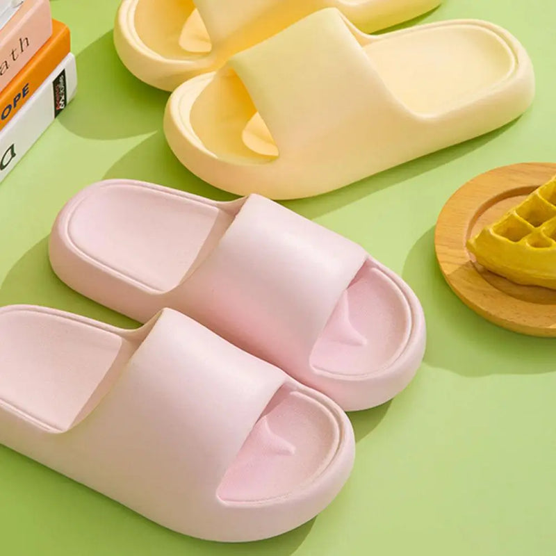 Unisex Bathroom Slippers Cloud Cushion Slides Summer Flat Sandals Thick Platform Shoes Man Indoor Non-Slip Couple Flip Flops