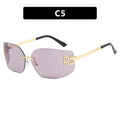 NEW Classic Sun Glasses Female Funky Metal Luxury Rimless Sunglasses Women BrandDesigner Rivets Rectangle Gradient Curved Shades