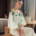Summer Women Long Sleeve Off Shoulder Mesh Spliced Satin Embroidered Shirt Women Tops Shirts for Women Blusa Chifon Blouse C270