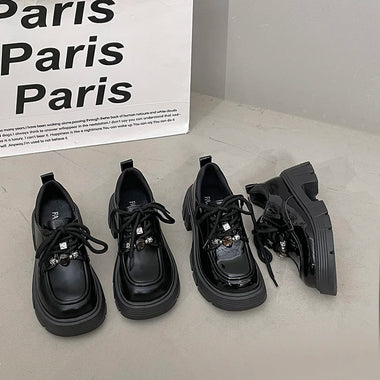 2026 Loafers Women Shoes New in Fashion Luxury Designer Thick-soled Relaxation Women Shoes Black Big Size Shoes 7657