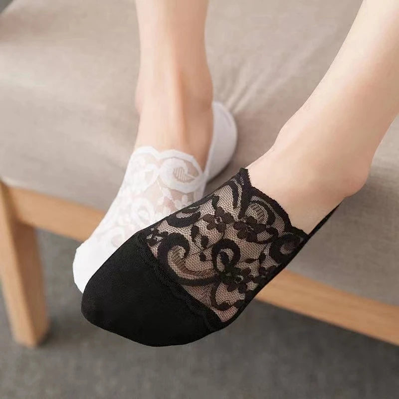 Women Slippers Non-slip New Women Socks Slippers Non-slip Breathable Cute Lace Invisible Socks Sexy Non-slip Cool Thin Socks Fashion Black Boat Socks