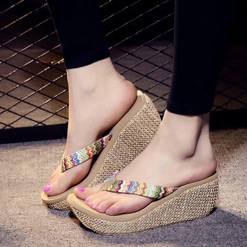 Women's Slippers And Ladies Sandals Thick Outside Slides Platform Chic Elegant Wholesale Bulk Low Price Easy Wears Stylish Shoes