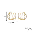 New In Crystal Five Claws Stud Earrings for Women Sweet Curved Luxury Full Rhinestone Small Wedding Ear Jewelry Pendientes