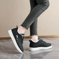 2026 Fashionable New Elegant Casual Sports Shoes for Women Winter Hot Selling Comfortable Round Toe Sexy Velvet Flat Shoes