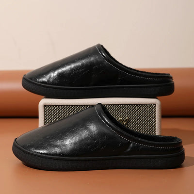 2026 Men's Winter PU Leather Slippers with Fleece Lining for Warmth Indoor Home Slippers Large Size Thick-Soled Bedroom Shoes