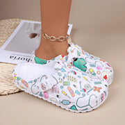 Women Cartoon Printing Mule Clogs Adjustable Buckle Nurse Shoes Non-Slip Closed Toe Comfort Indoor Slippers for Beach & Garden